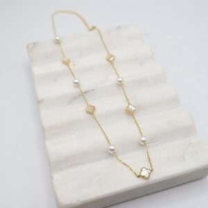 Isla Clover Necklace