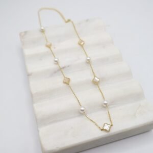 Isla Clover Necklace